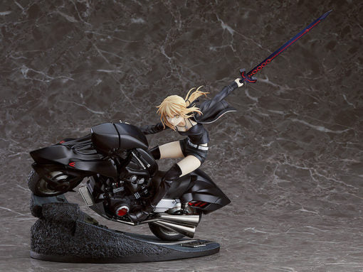 Fate/Grand Order - Saber / Altria Pendragon (Alter) & Cuirassier Noir 1/8 - Good Smile Company