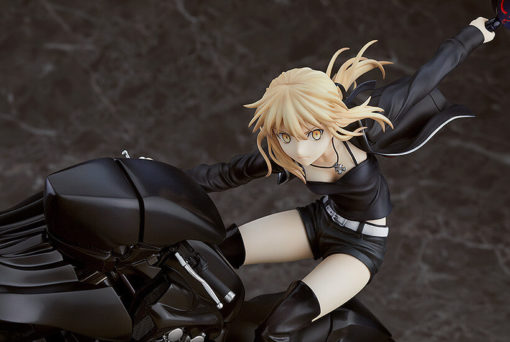 Fate/Grand Order - Saber / Altria Pendragon (Alter) & Cuirassier Noir 1/8 - Good Smile Company