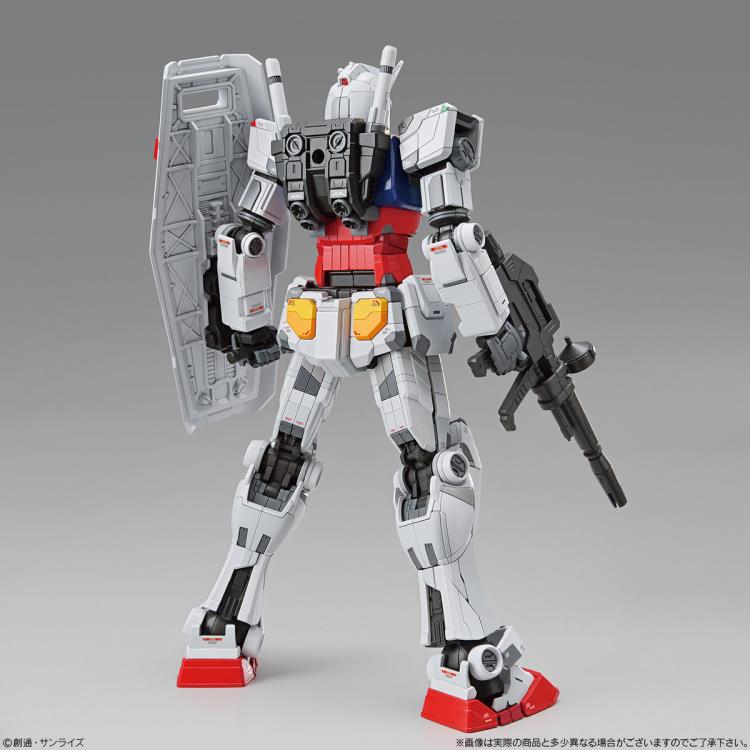 1/100 RX-78F00 - Bandai