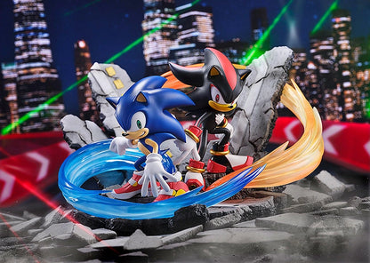 [Pre-order] Sonic Adventure 2 - Sonic & Shadow Super Situation Figure - SEGA
