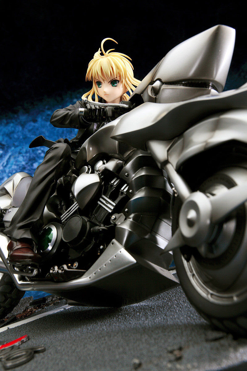 [Pre-order] Fate/Zero - Saber & Saber Motored Cuirassier 1/8 (reissue) - Good Smile Company